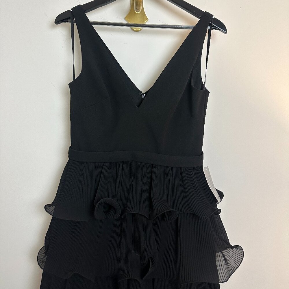 BETSY & ADAM Eleni Tiered Wire Ruffle Gown in Black Size US 6 NWT - Picture 6 of 11